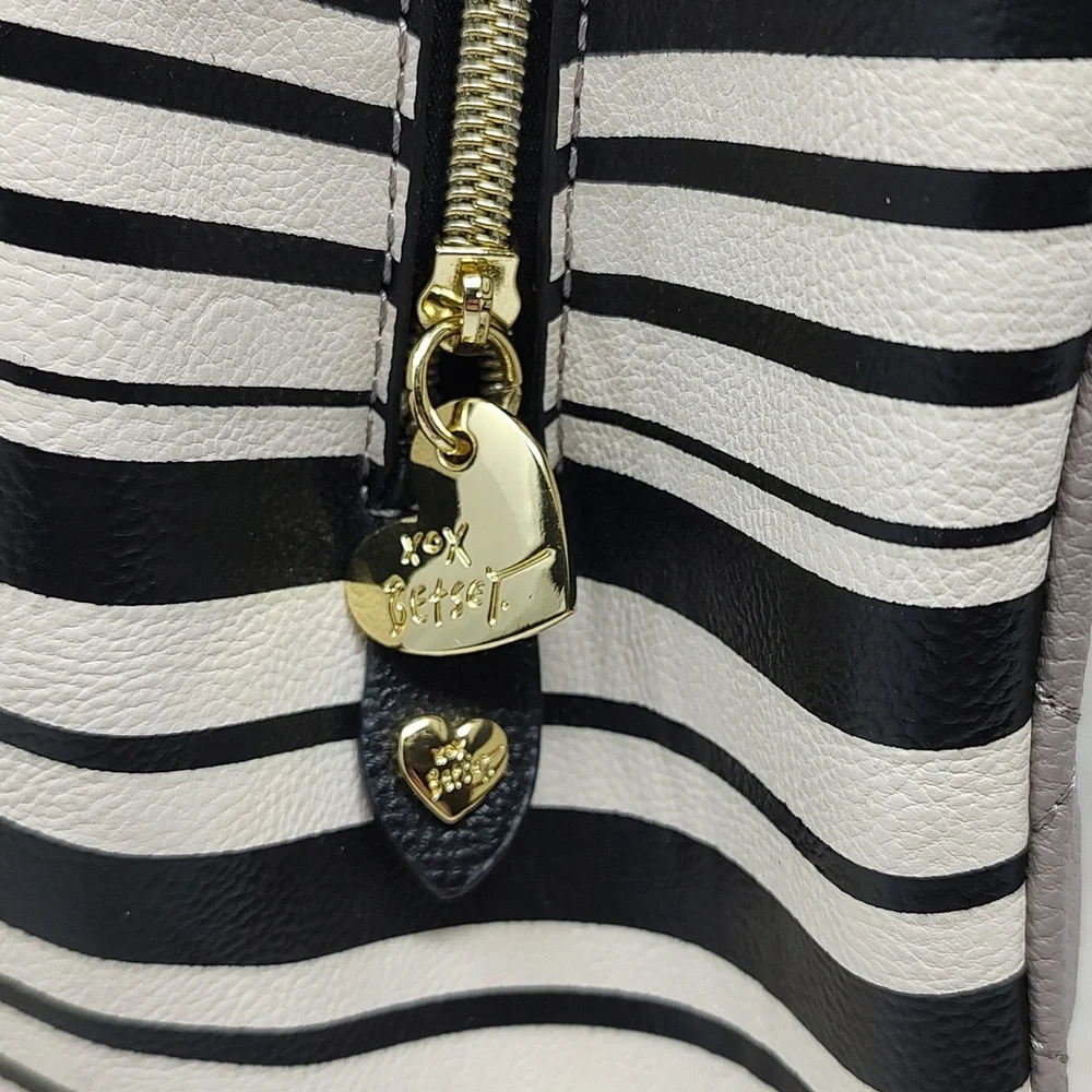 Betsey Johnson gray, black and white stripe quilted faux leather versatile purse - Picture 11 of 12